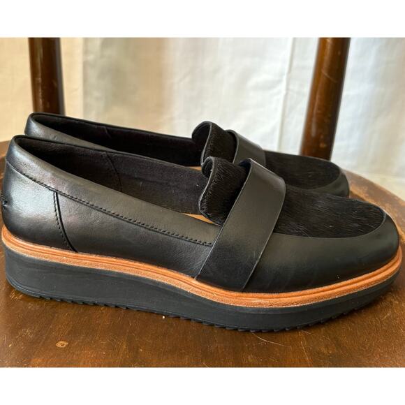 Clarks Black Leather Platform Slip On Loafers Size 7 Medium - Picture 1 of 7